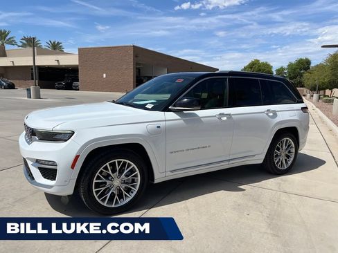 Used 2023 Jeep Grand Cherokee Summit w/ Rear Seat Video Group I AWD/4WD image 1