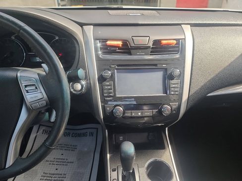 Used 2015 Nissan Altima 3.5 SL FWD image 19
