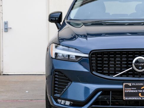 Used 2023 Volvo XC60 B5 Plus image 44