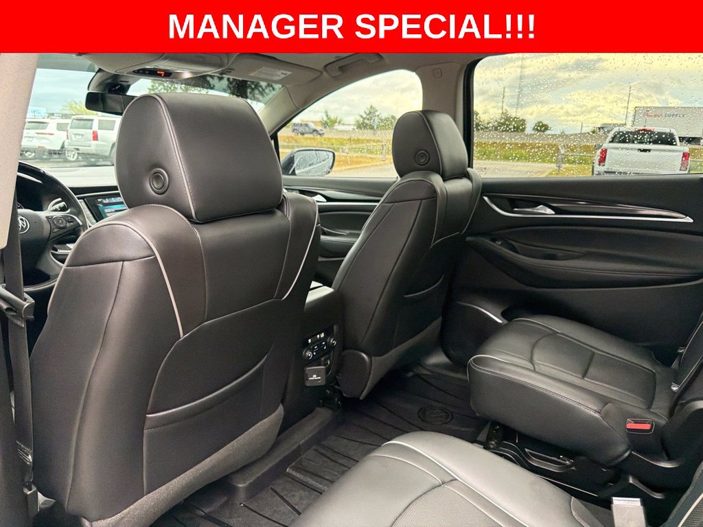 Used 2019 Buick Enclave Avenir w/ Avenir Technology Package AWD/4WD image 17