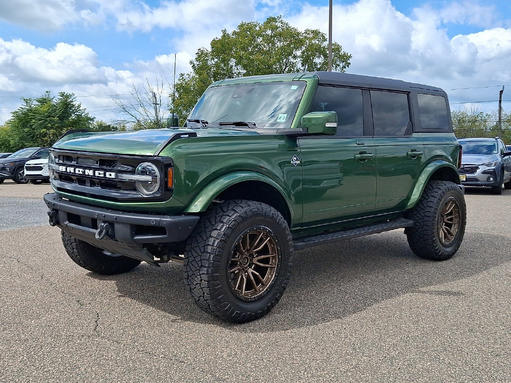 Used 2023 Ford Bronco Outer Banks AWD/4WD image 6