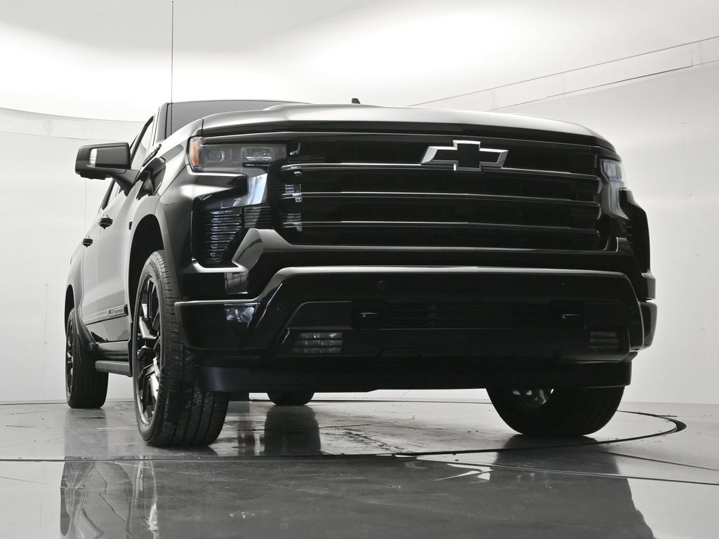 Used 2026 Chevrolet Silverado 1500 High Country w/ Midnight Edition AWD/4WD image 40