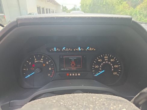Used 2018 Ford F150 XL w/ Equipment Group 101A Mid RWD image 10