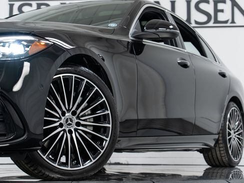 New 2026 Mercedes-Benz C 300 4MATIC Sedan image 27