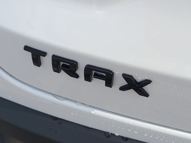 New 2026 Chevrolet Trax RS FWD image 33