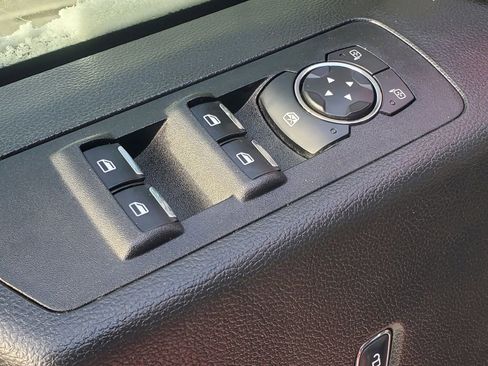 Used 2019 Ford F150 XLT w/ Equipment Group 302A Luxury image 10