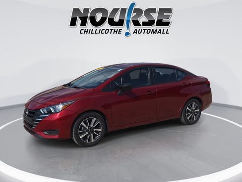 Used 2024 Nissan Versa SV FWD image 4