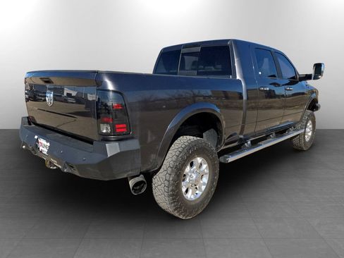 Used 2016 RAM 2500 Laramie image 6