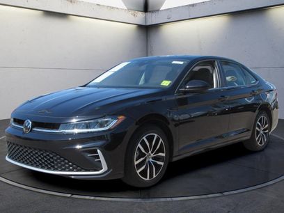 Used 2025 Volkswagen Jetta SE