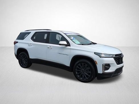 Used 2023 Chevrolet Traverse RS w/ LPO, Floor Liner Package AWD/4WD image 4