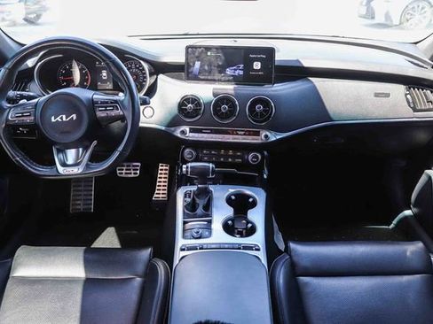 Used 2022 Kia Stinger GT1 RWD image 15