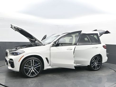 Certified 2023 BMW X5 M50i w/ Executive Package image 51