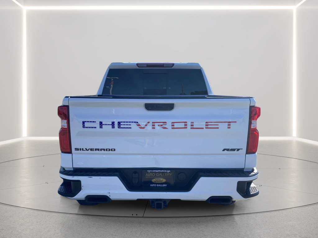 Used 2024 Chevrolet Silverado 1500 RST w/ Redline Edition AWD/4WD image 3