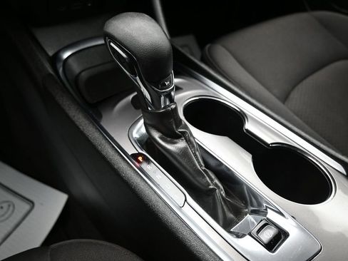 Used 2023 Chevrolet Malibu LT FWD image 21