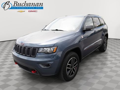 Used 2021 Jeep Grand Cherokee Trailhawk w/ Trailhawk Luxury Group AWD/4WD image 1