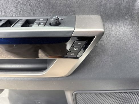 Used 2024 Toyota Tundra Limited image 13