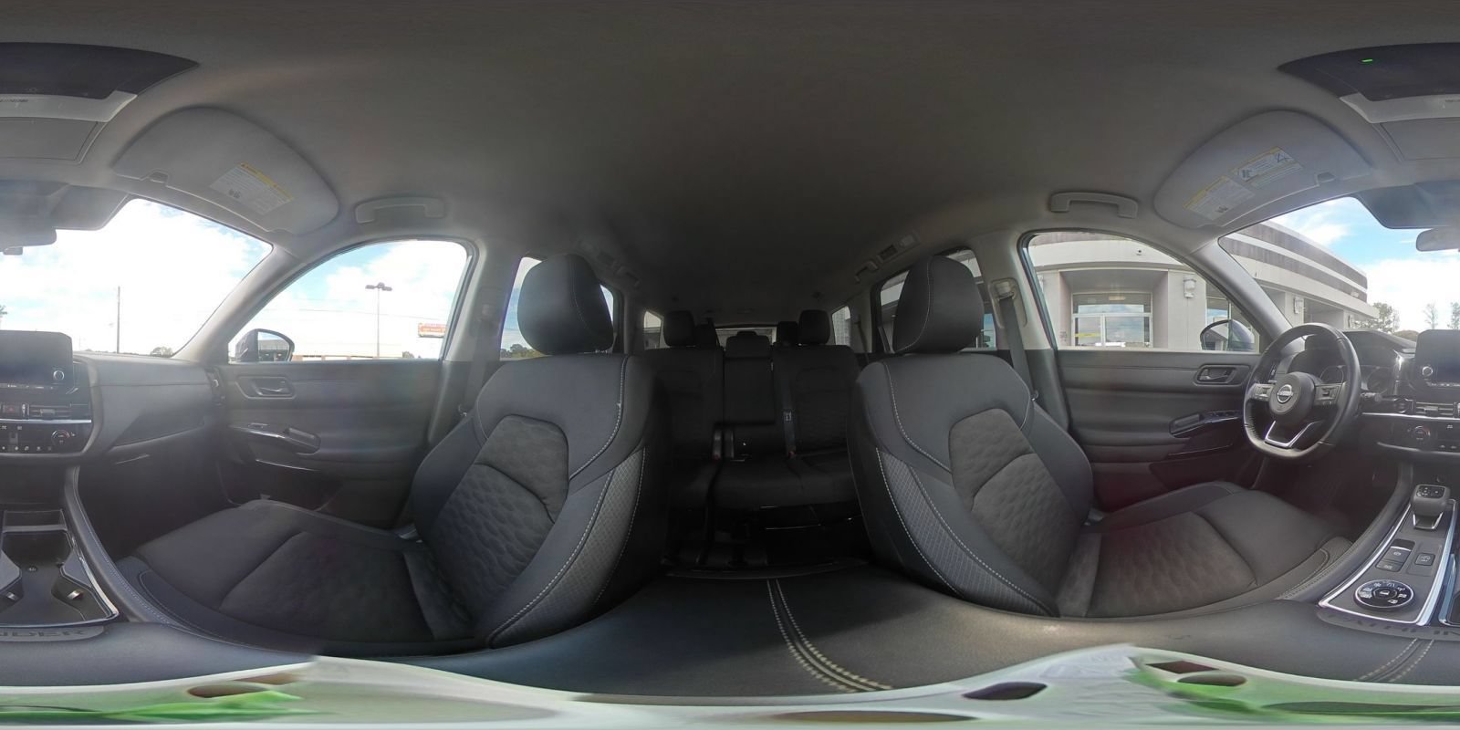 Used 2025 Nissan Pathfinder SV AWD/4WD image 44