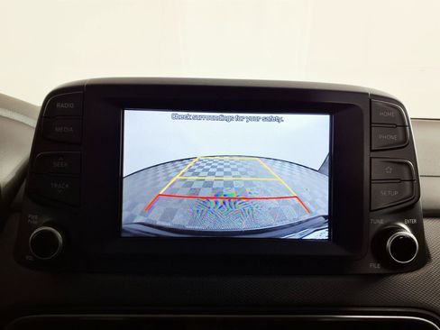 Certified 2021 Hyundai Kona SEL Plus w/ Cargo Package FWD image 19