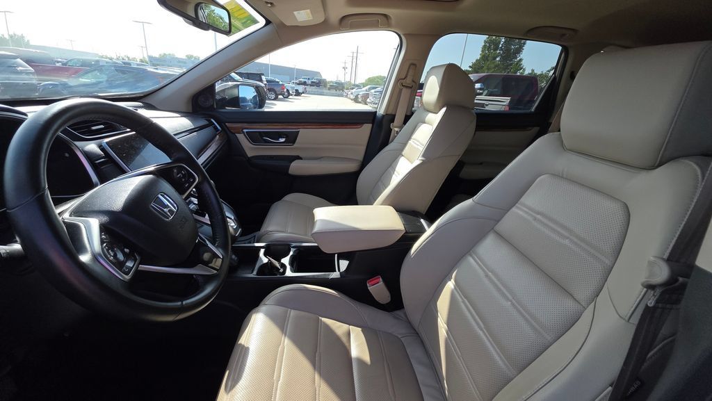 Used 2017 Honda CR-V Touring image 11
