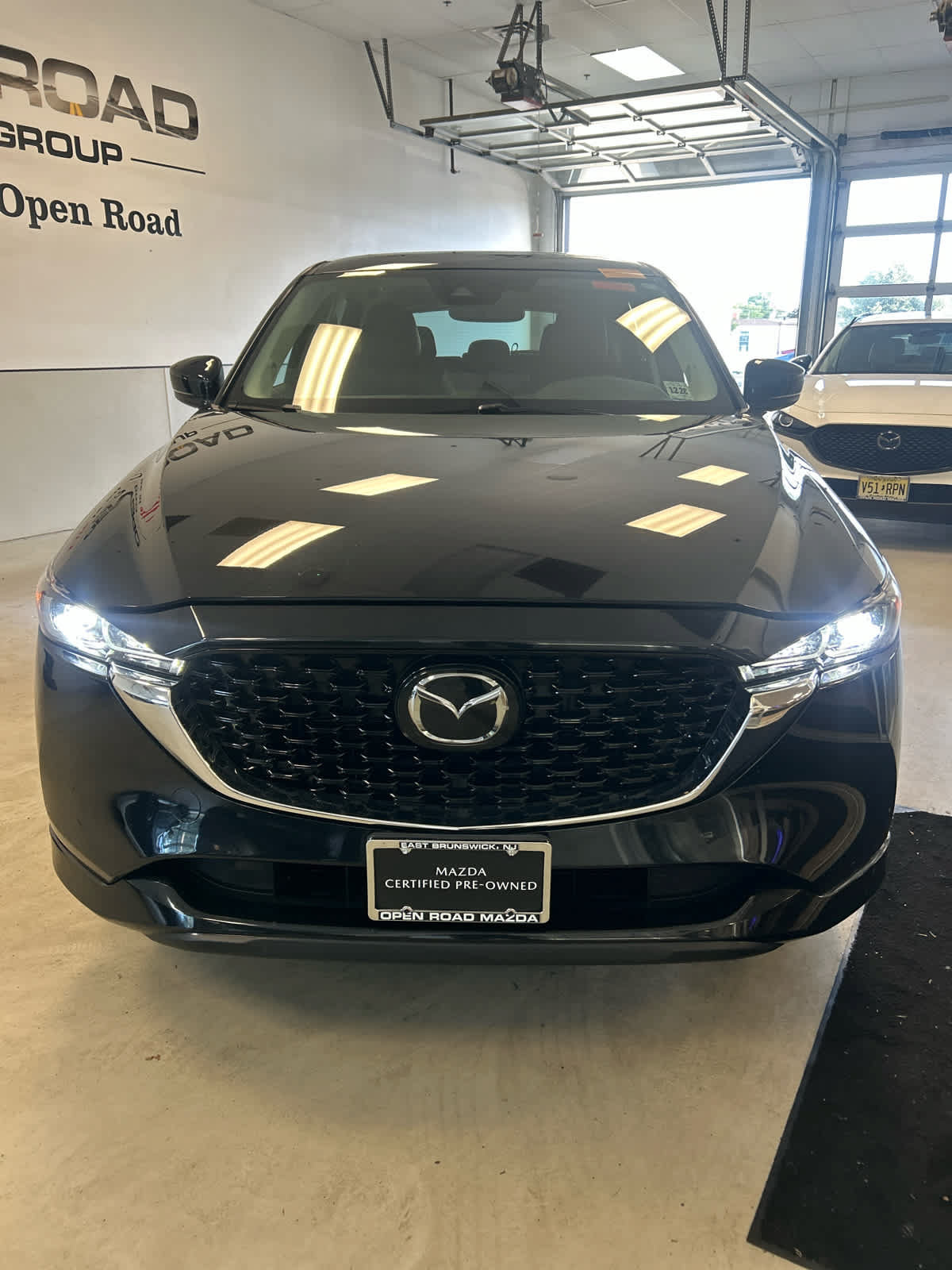 Certified 2024 MAZDA CX-5 AWD 2.5 S w/ Preferred Package image 1