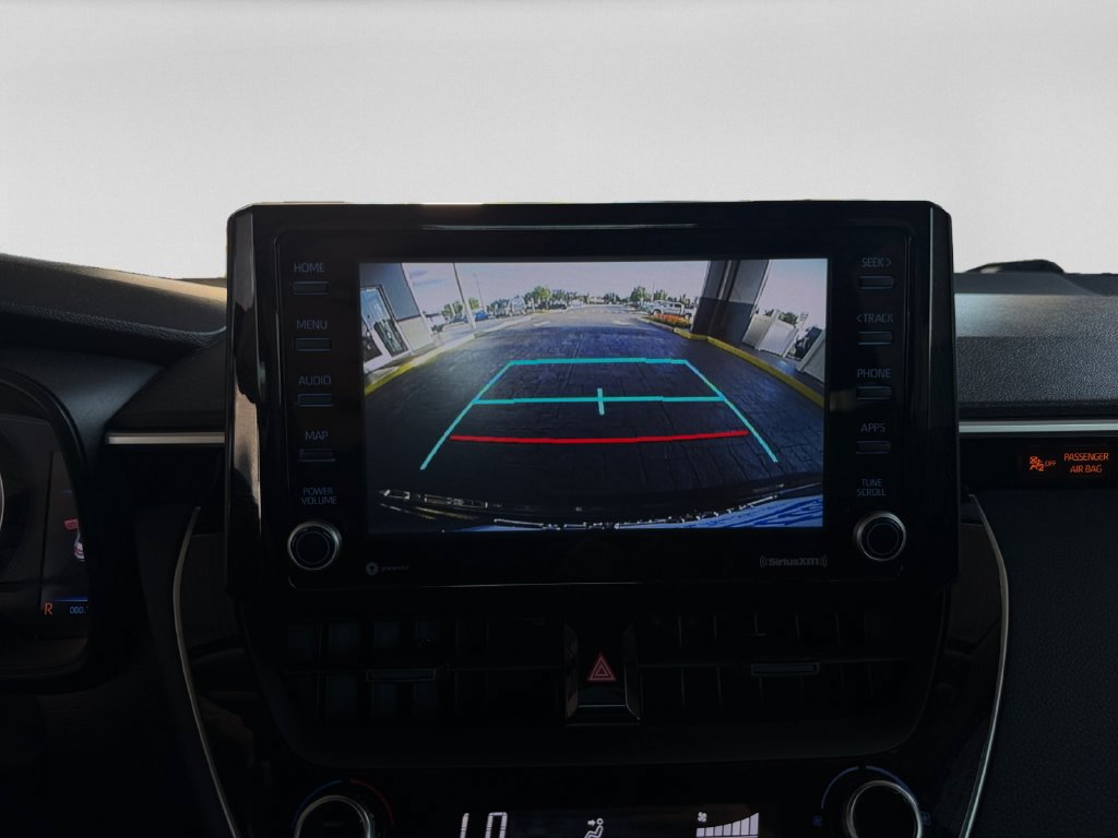 Used 2022 Toyota Corolla LE FWD image 16