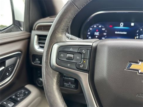 Used 2022 Chevrolet Tahoe LT w/ LT Signature Package image 24