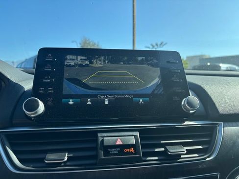 Used 2022 Honda Accord Touring image 26