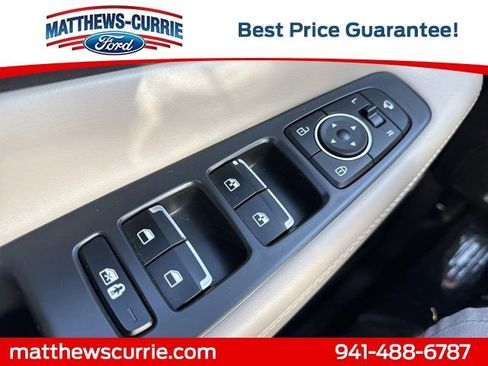 Used 2023 Hyundai Santa Fe Limited w/ Cargo Package image 25