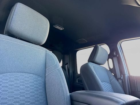 New 2026 RAM 2500 Big Horn AWD/4WD image 17