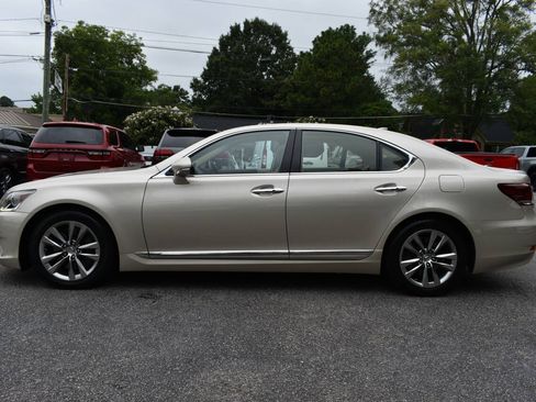 Used 2014 Lexus LS 460 AWD w/ Comfort Package image 4