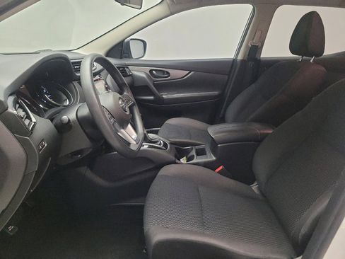 Used 2018 Nissan Rogue Sport S FWD image 17