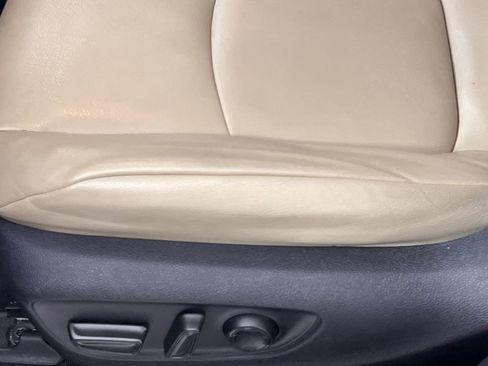 Used 2021 Toyota Sienna XLE image 12