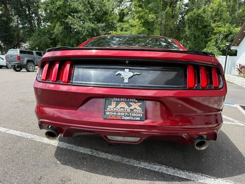 Used 2017 Ford Mustang Coupe RWD image 4