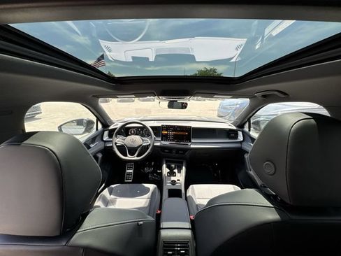 New 2026 Volkswagen Tiguan SE R-Line AWD/4WD image 20
