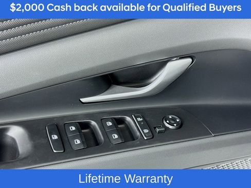 New 2026 Hyundai Elantra Limited image 18