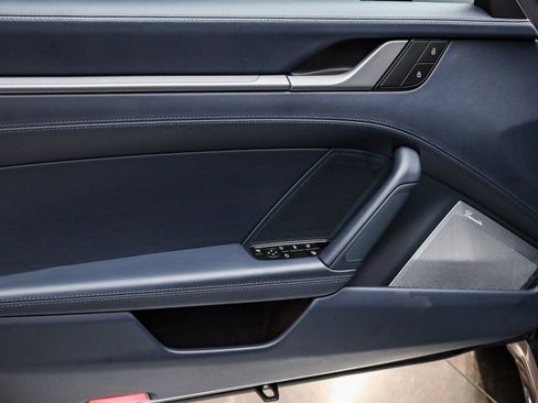 Used 2025 Porsche 911 Carrera image 22