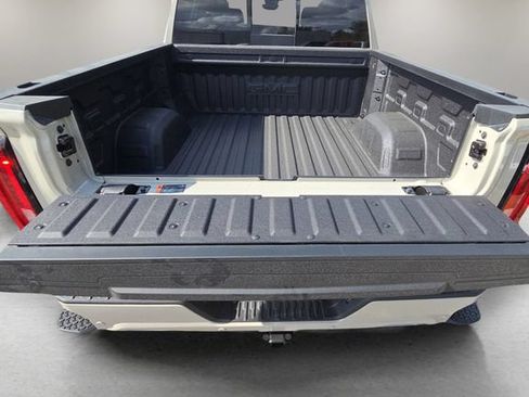 New 2026 GMC Sierra 1500 Denali AWD/4WD image 37