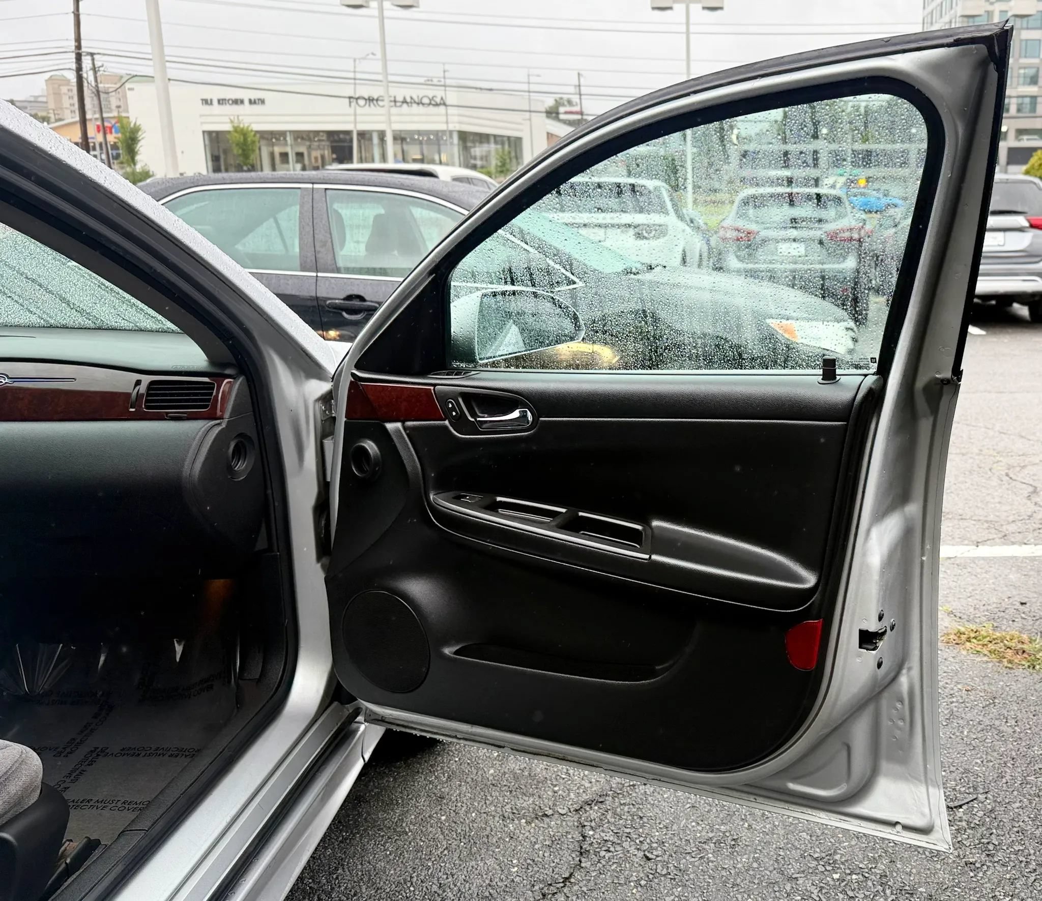 Used 2010 Chevrolet Impala LS FWD image 27