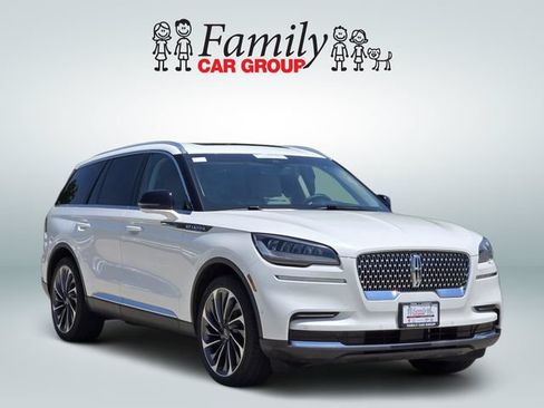 Used 2023 Lincoln Aviator Reserve w/ Equipment Group 201A AWD/4WD image 2
