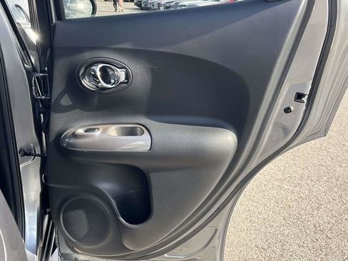 Used 2013 Nissan Juke SL w/ Midnight Edition image 22