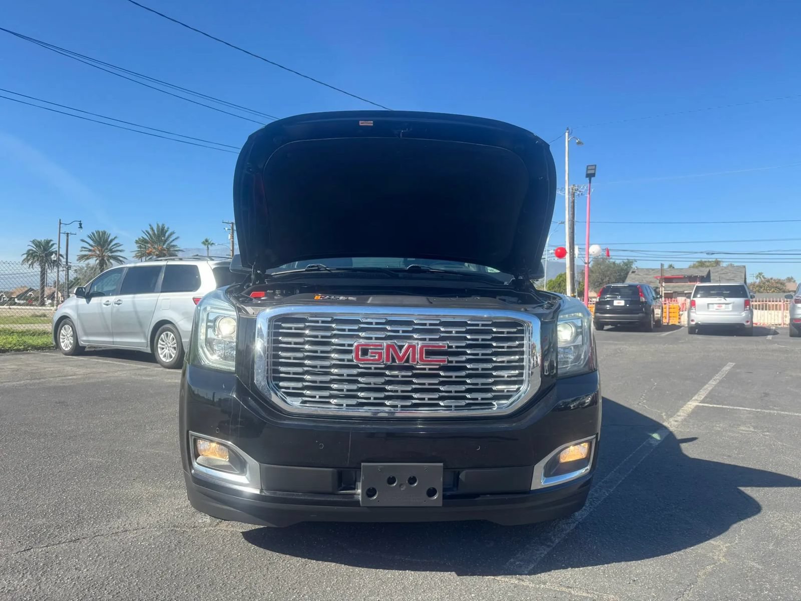 Used 2019 GMC Yukon Denali w/ Open Road Package AWD/4WD image 16