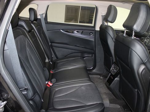 Used 2021 Lincoln Nautilus Reserve w/ Equipment Group 201A image 33