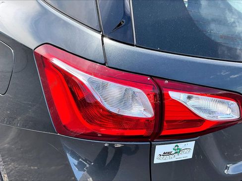 Used 2019 Chevrolet Equinox LS FWD image 27