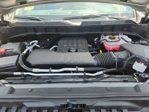 New 2025 Chevrolet Silverado 1500 W/T image 21