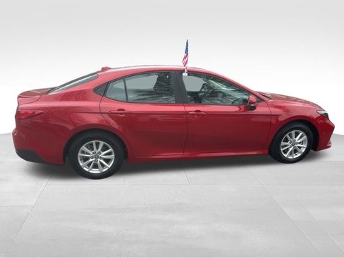 Used 2025 Toyota Camry LE image 24