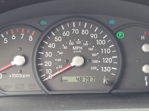 Used 2004 Kia Sorento 4dr LX 4WD Auto image 12