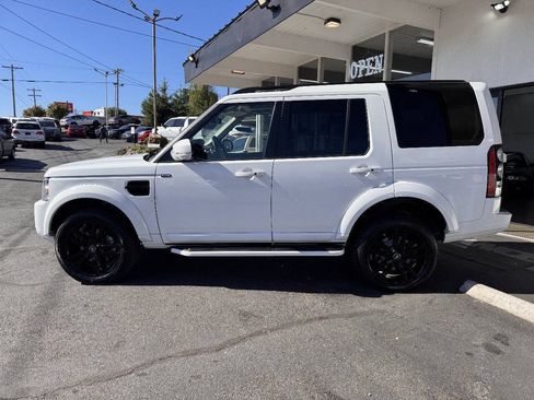 Used 2016 Land Rover LR4 HSE LUX AWD/4WD image 2
