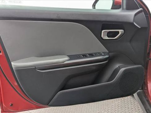 Used 2025 Kia K4 FWD image 13