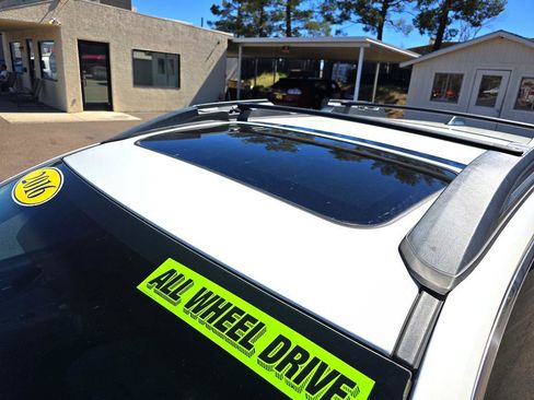 Used 2016 Subaru Outback 2.5i Limited AWD/4WD image 12