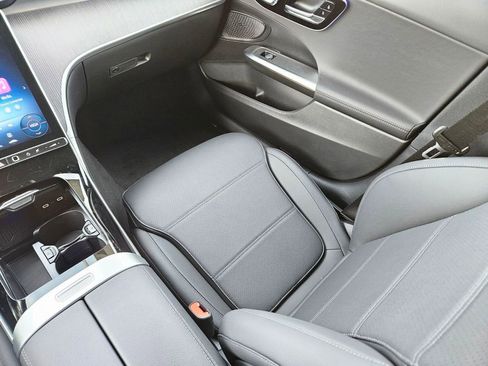 New 2026 Mercedes-Benz C 300 4MATIC Sedan image 15
